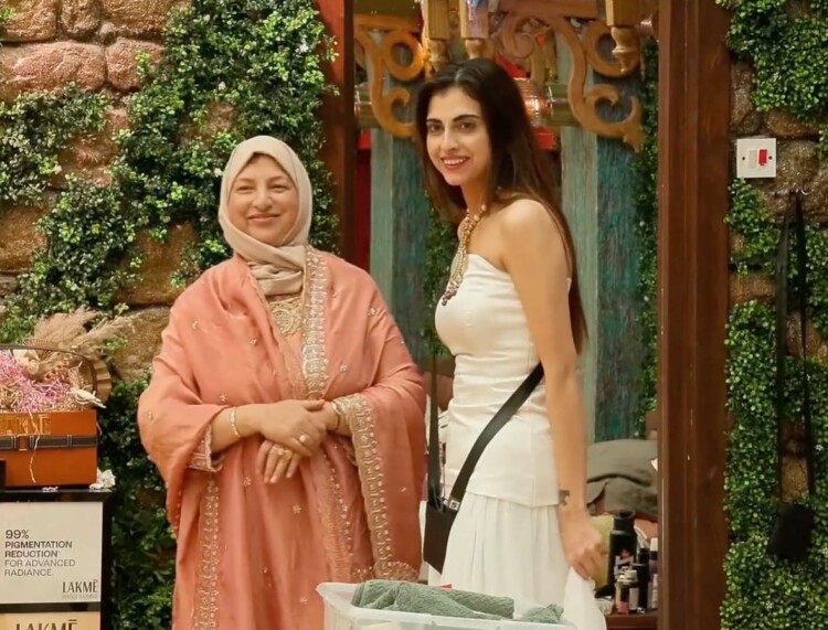 फरहाना भट: विवादों से सम्मान तक की अनोखी यात्रा